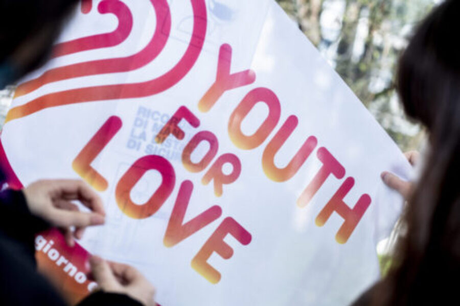Youth for Love – Program educational de prevenire si gestionare a violentei de gen in scoala